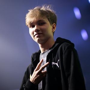 赛中展现出 赛中展现出